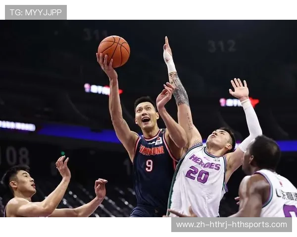 黑色风暴席卷CBA足球设计 引领极简美学革命潮流